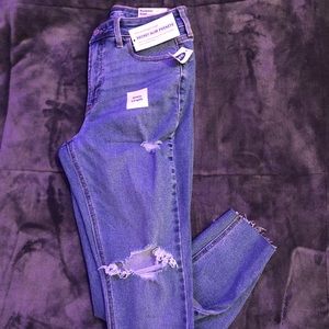 Old Navy Rockstar Super Skinny jeans